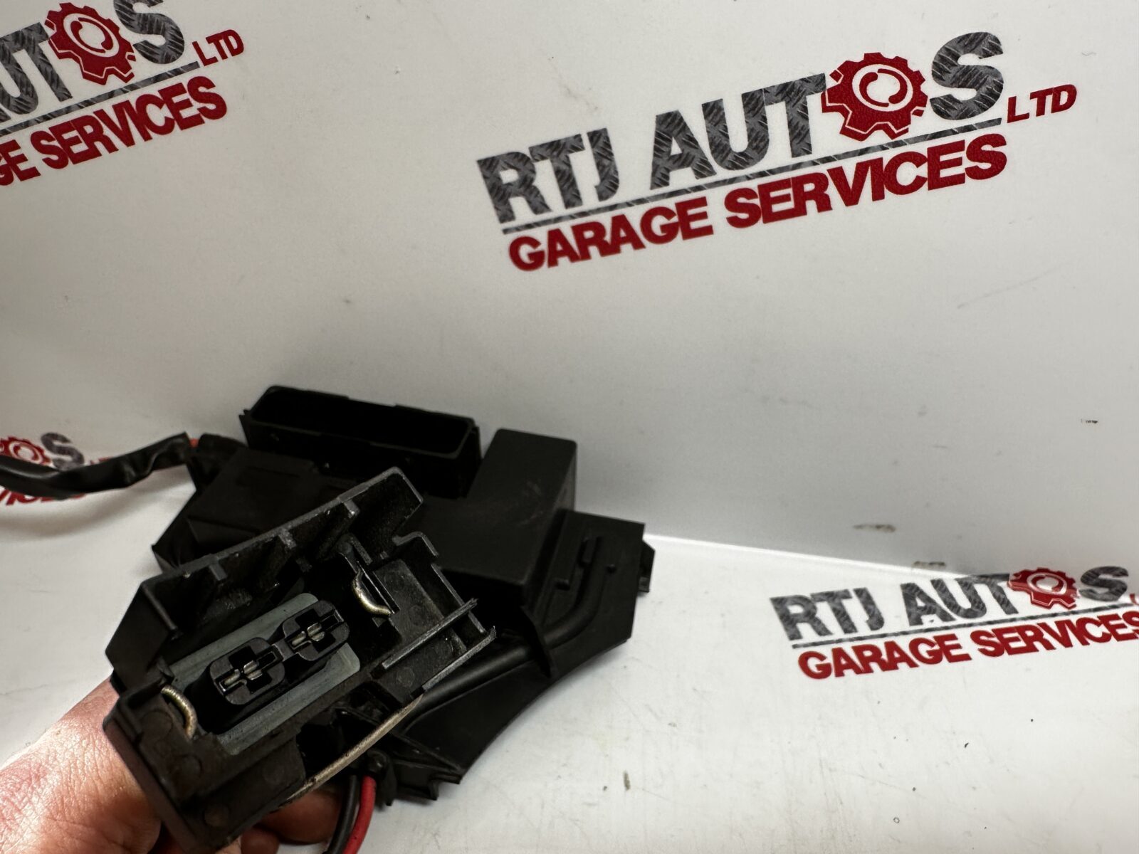 Saab 9-3 Twin Cooling Fan Motor Relay 24418357 24418358 (Z19DTH, B207, B284, ...