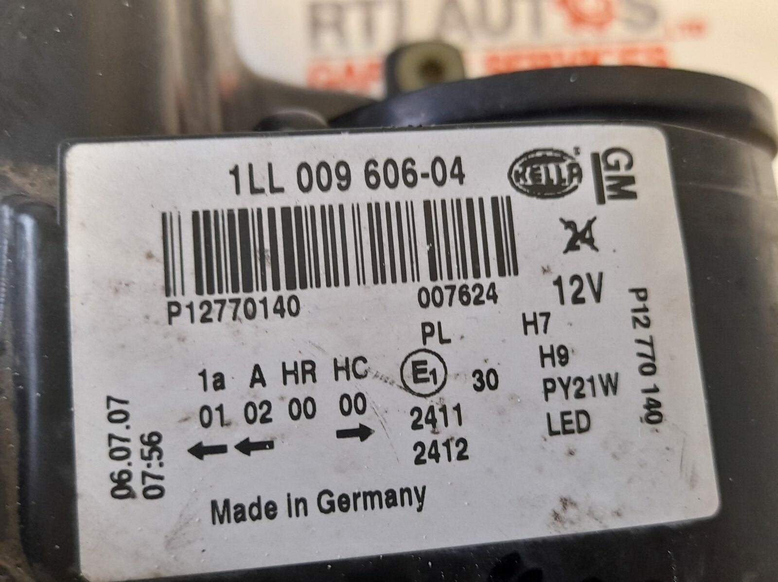 SAAB 9-3 93 2008-2012 Facelift Genuine O/S Right Halogen Headlight 12842044