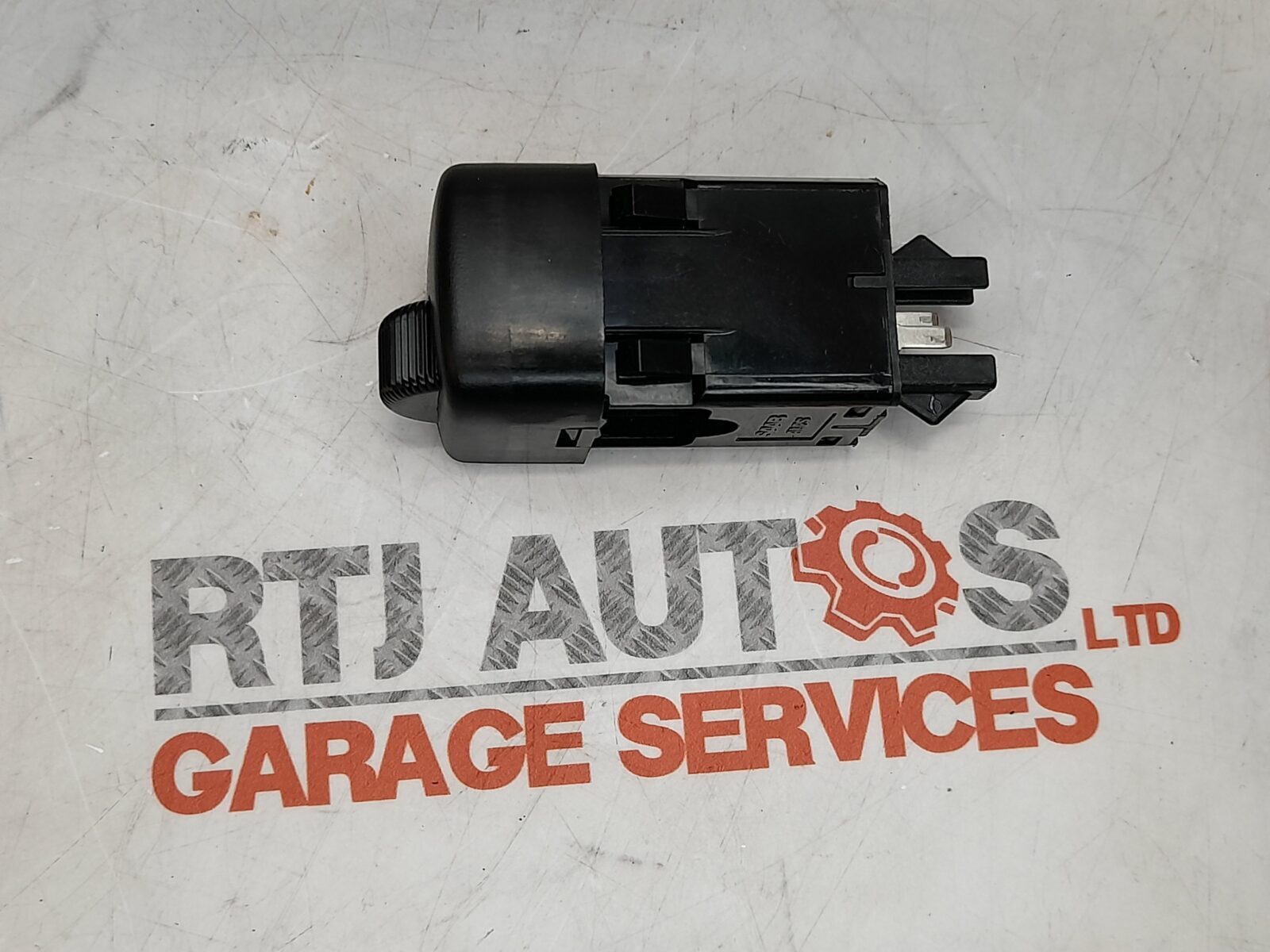 Saab 95 9-5 2006 to 2010 Headlamp Levelling Switch 12768421