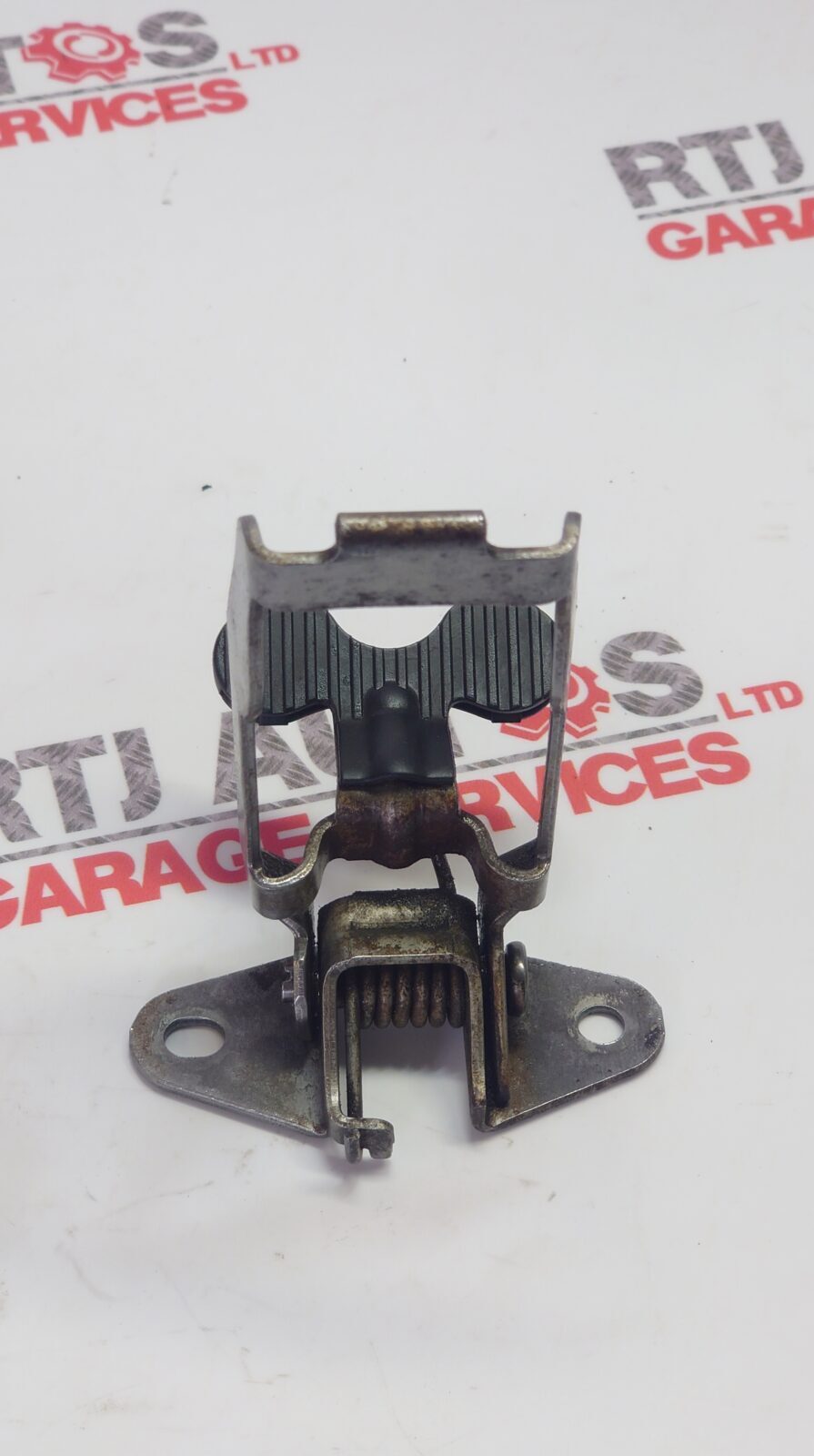 Saab 9-3 93 03-11 bonnet catch 12767500