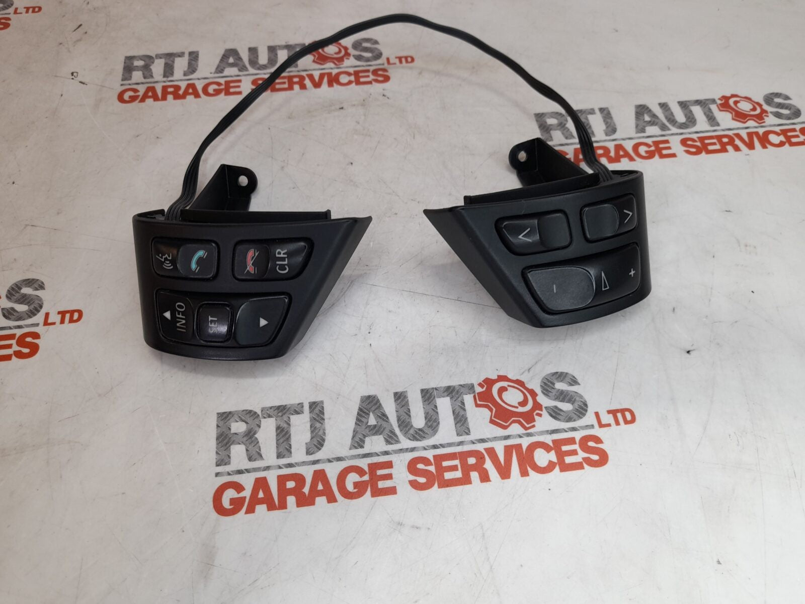 SAAB 93 9-3 2007 - 2011 Steering Wheel Switches Black 12764172