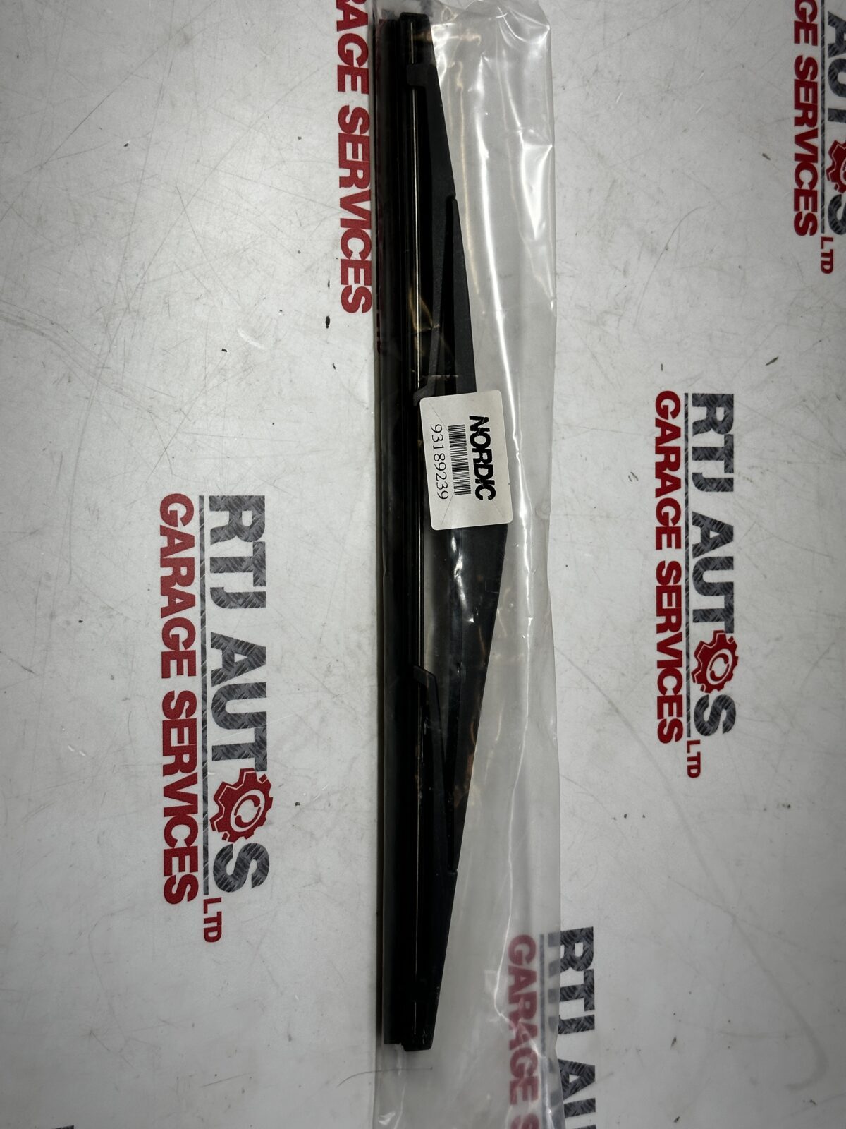 Genuine Saab 93 9-3 95 9-5 4D 5D Rear Wiper Blade 93189239