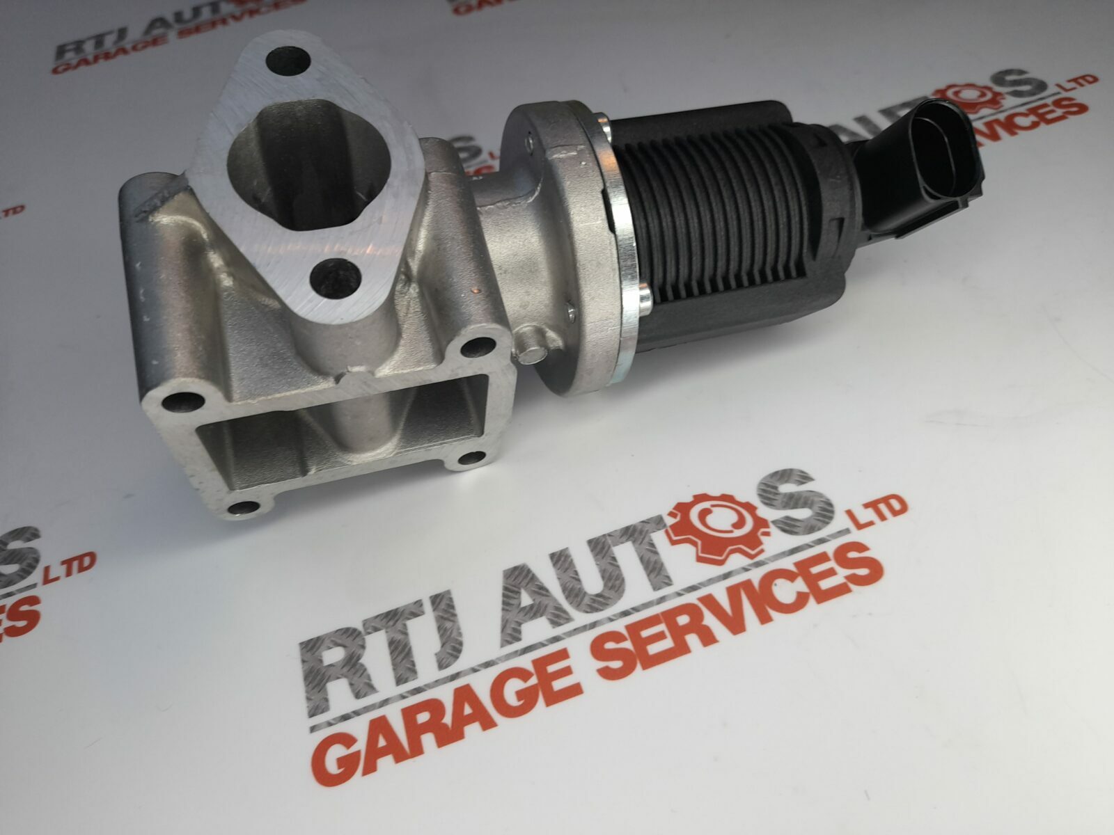 Genuine Saab 9-3 9-5 Pierburg EGR Valve 1.9 TiD Z19DTH 05-12 55215031