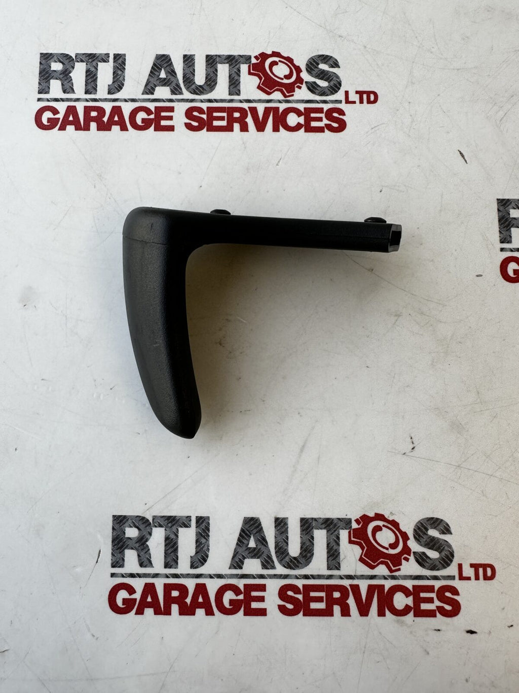 SAAB 93 9-3 (03-12) FRONT LEFT UNDER SEAT HANDLE 12792606