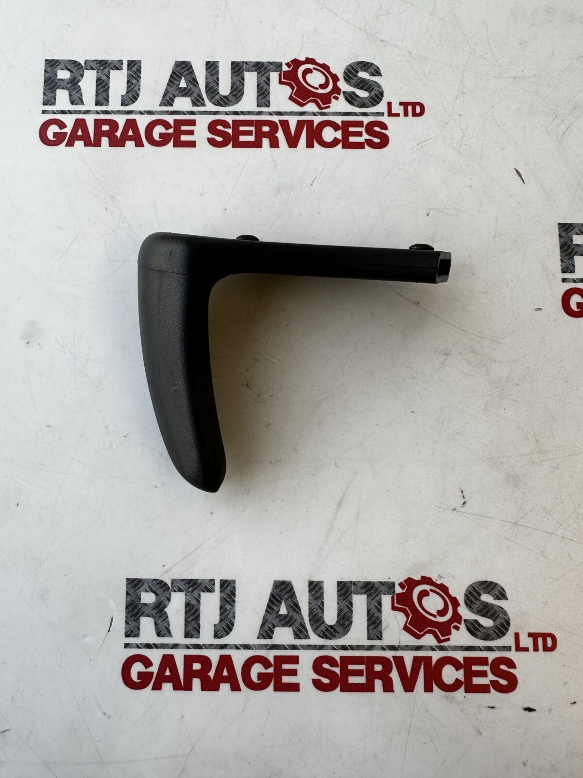 SAAB 93 9-3 (03-12) FRONT LEFT UNDER SEAT HANDLE 12792606