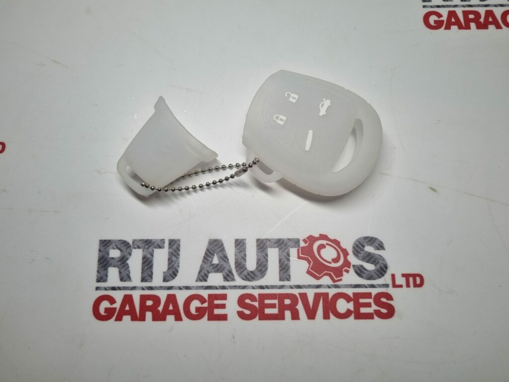 SAAB 9-3 93 Silicone Key Fob Case Cover 03-12.