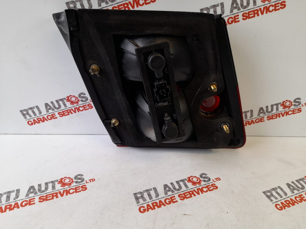 Saab 95 9-5 1998 - 2001 4D Driver O/S Rear Inner Tail Light 4561569