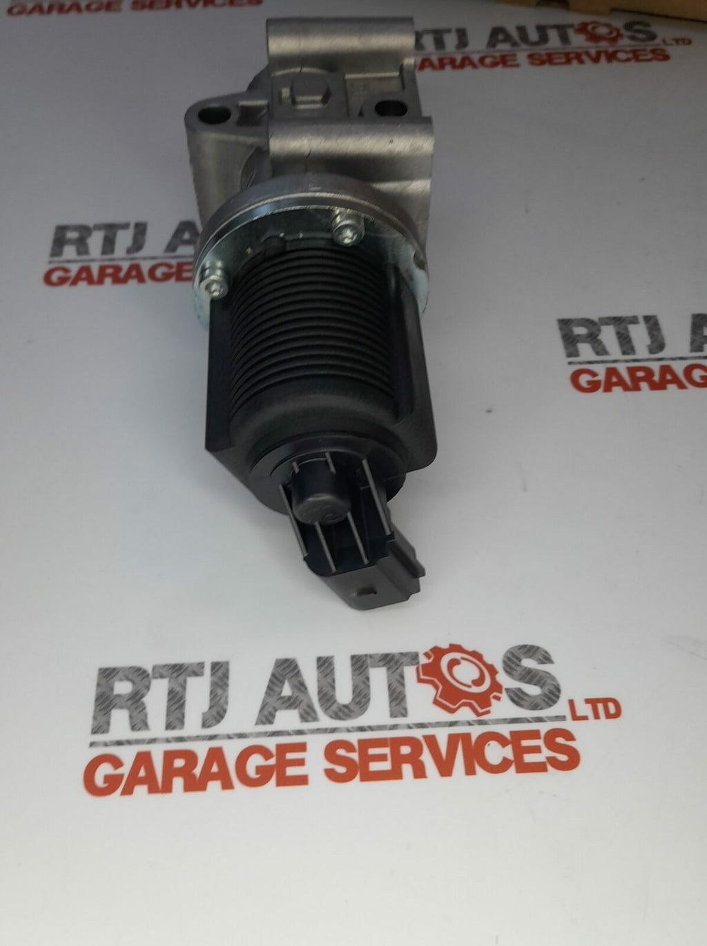 Genuine Saab 9-3 9-5 Pierburg EGR Valve 1.9 TiD Z19DTH 05-12 55215031