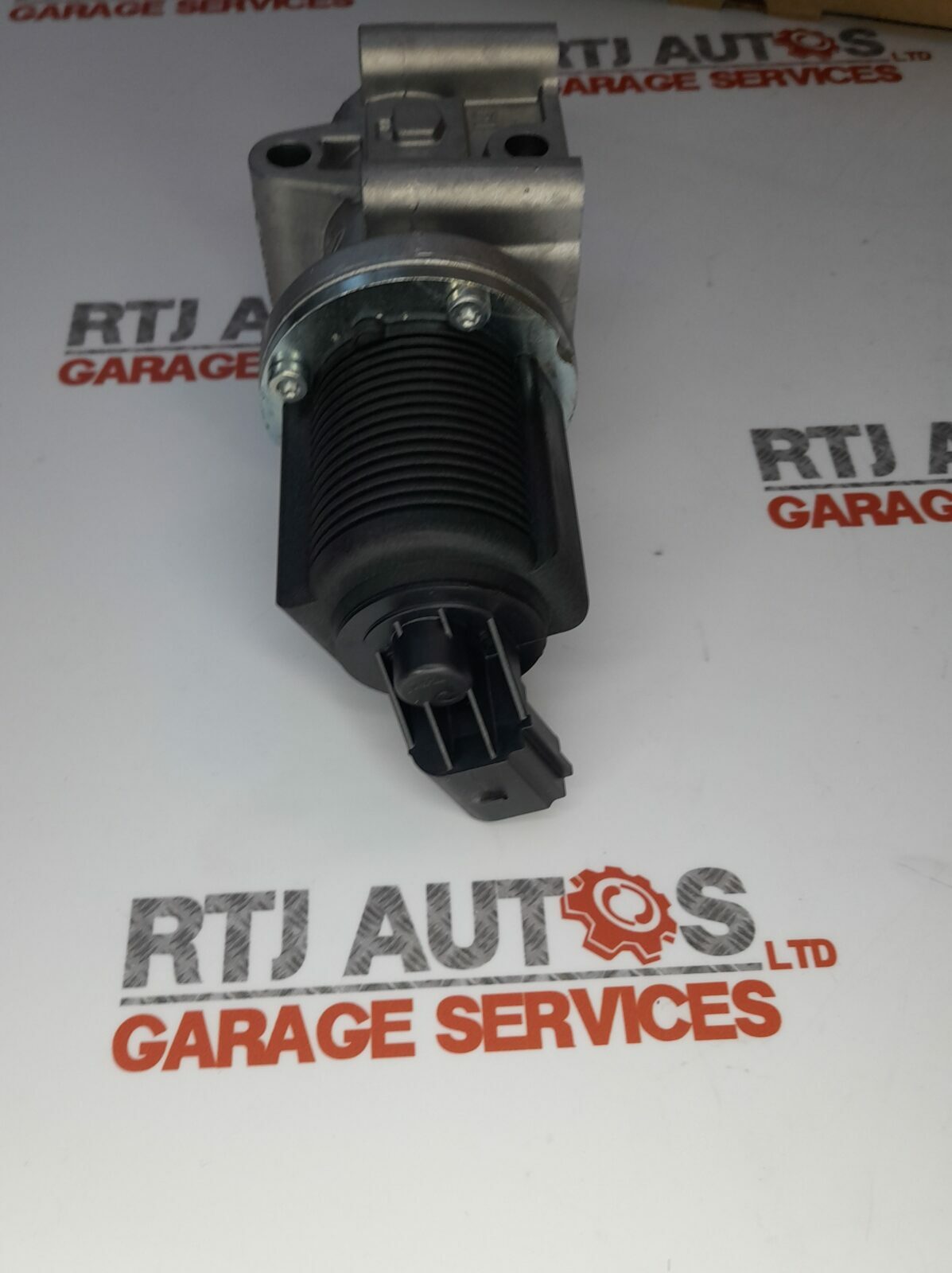 Genuine Saab 9-3 9-5 Pierburg EGR Valve 1.9 TiD Z19DTH 05-12 55215031