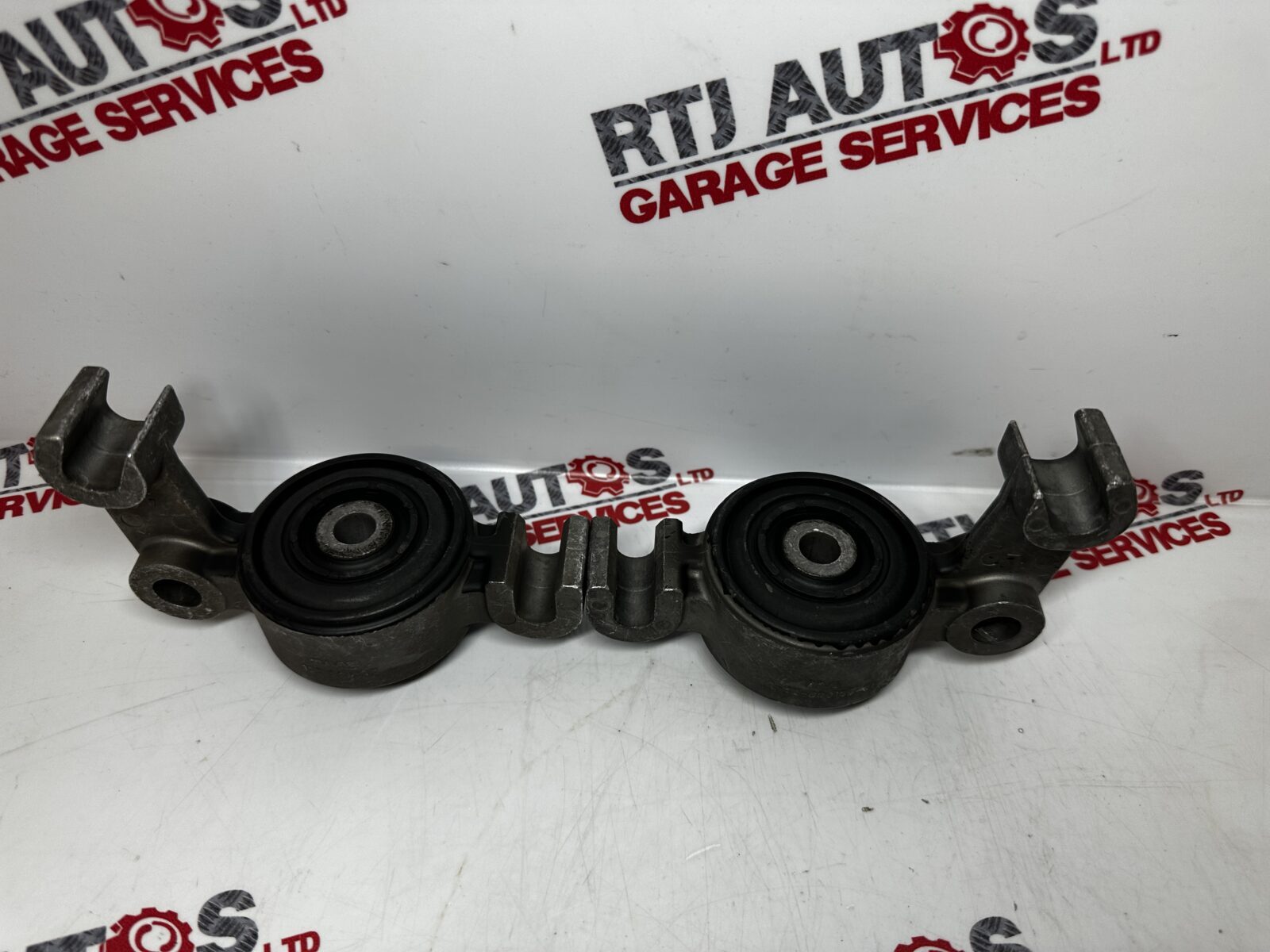 Saab 9-3 Top Mount Rear suspension 12796037 Pair