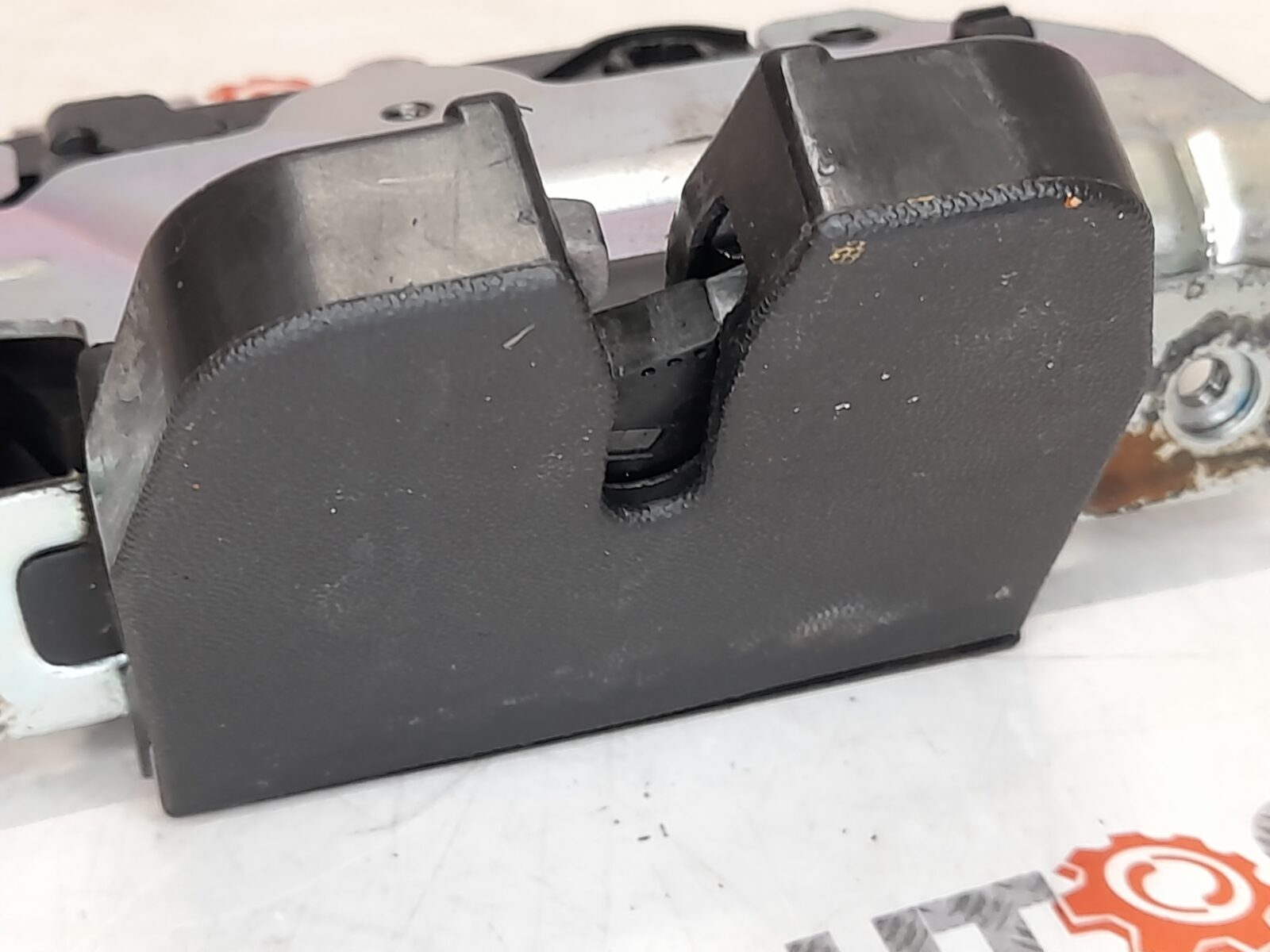 Saab 9-3 (06-11) 9-5 (06-10) Estate Sportwagon Tailgate Boot Lock 13188852