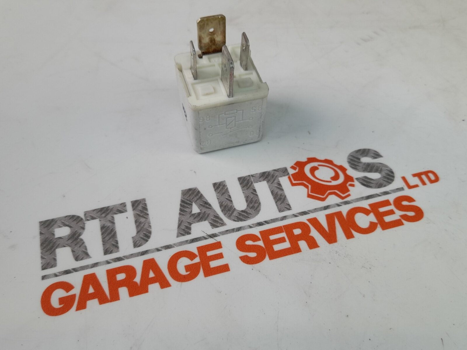 Saab 900 9000 9-3 9-5 Relay 9522061