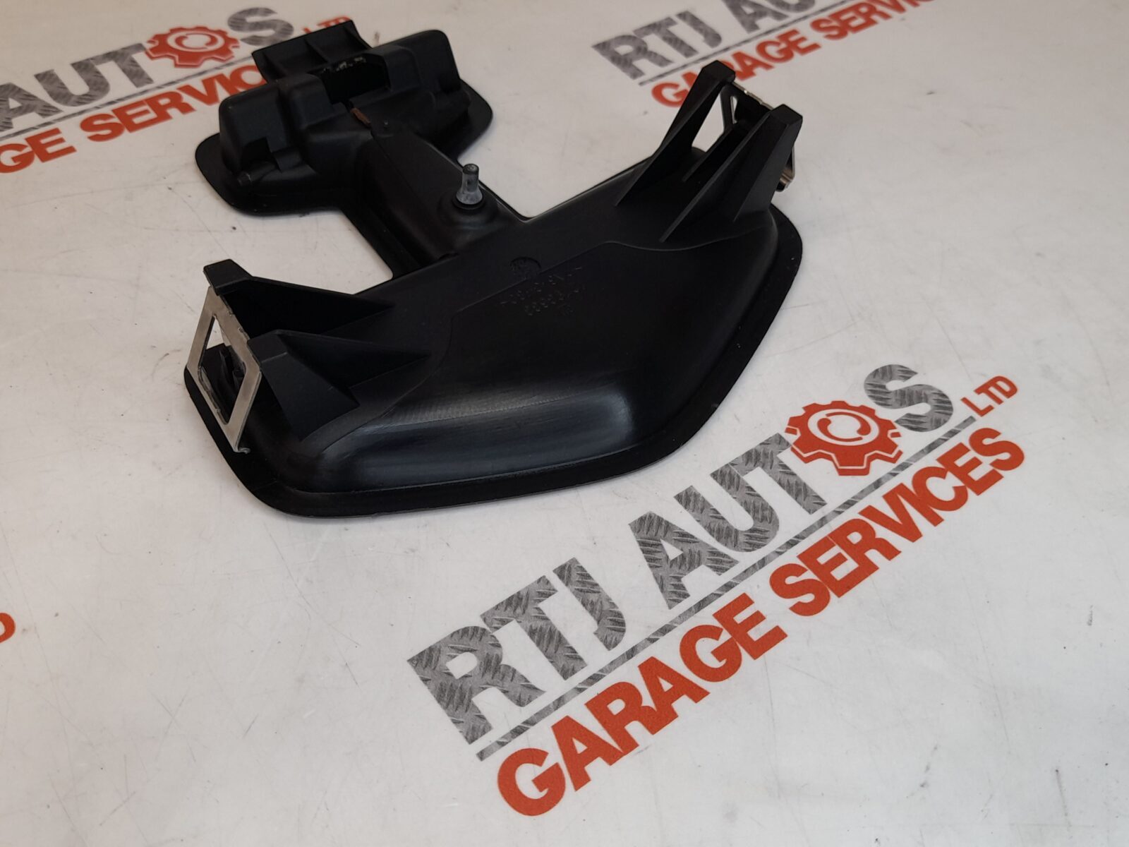 SAAB 9-3 9-5 Boot Handle for Spare Wheel Compartment 12793631