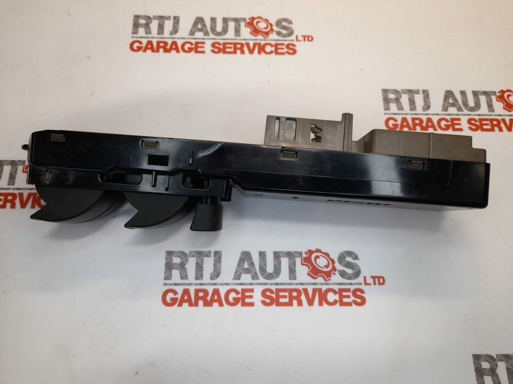 Saab 93 9-3 CV Drivers Front Window Switch Pack w/o Finger Protection 12772065