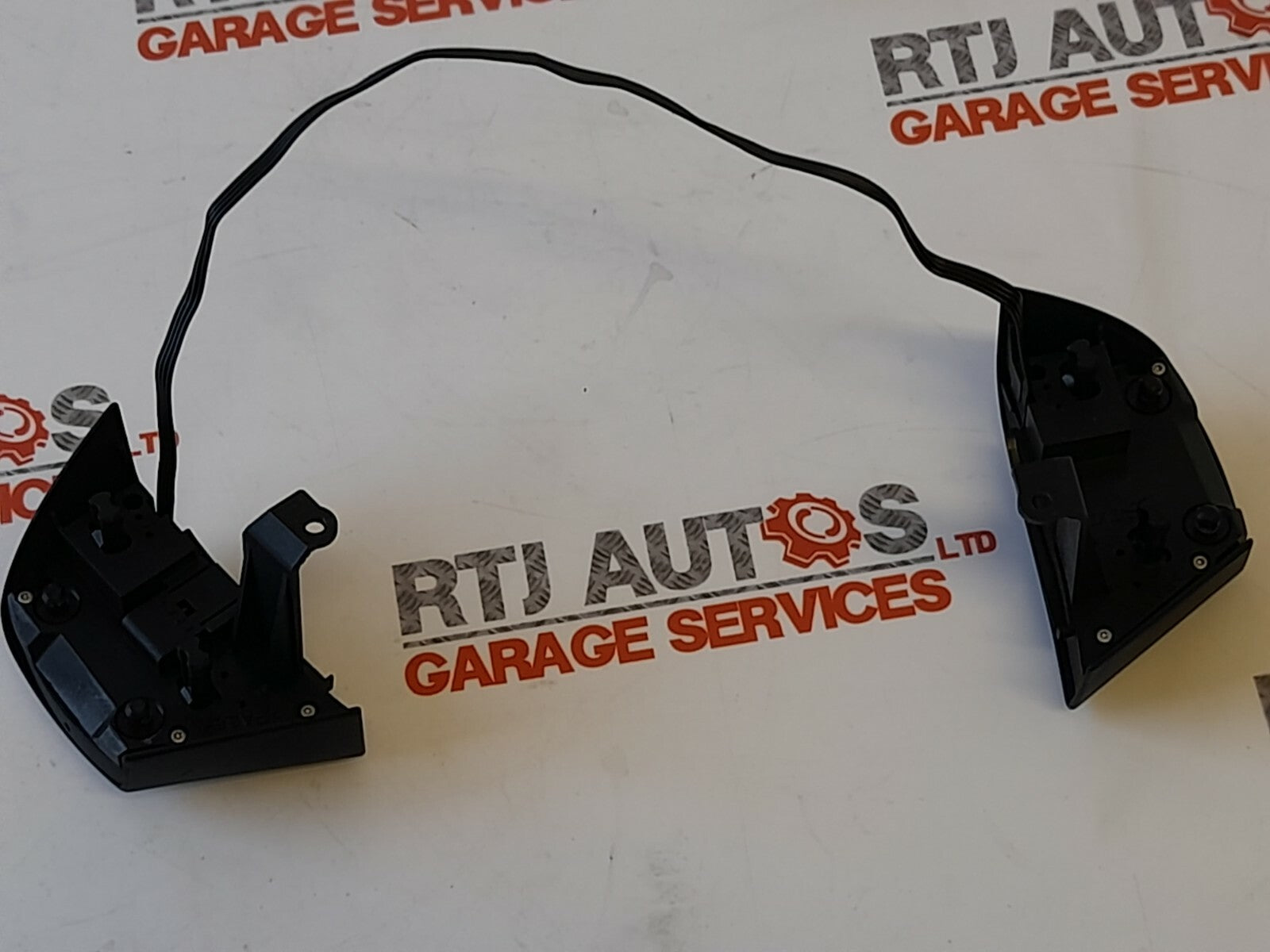 SAAB 93 9-3 4D 5D CV 2003 - 2005 STEERING WHEEL SWITCHES BLACK 12786152