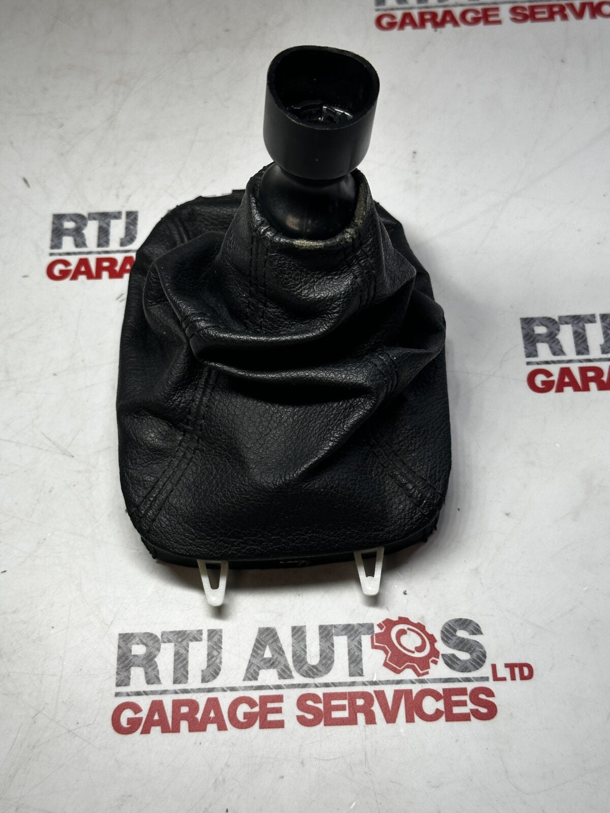 Saab 93 9-3 Used Gear Stick Gaiter Black Leather (Grade 2)