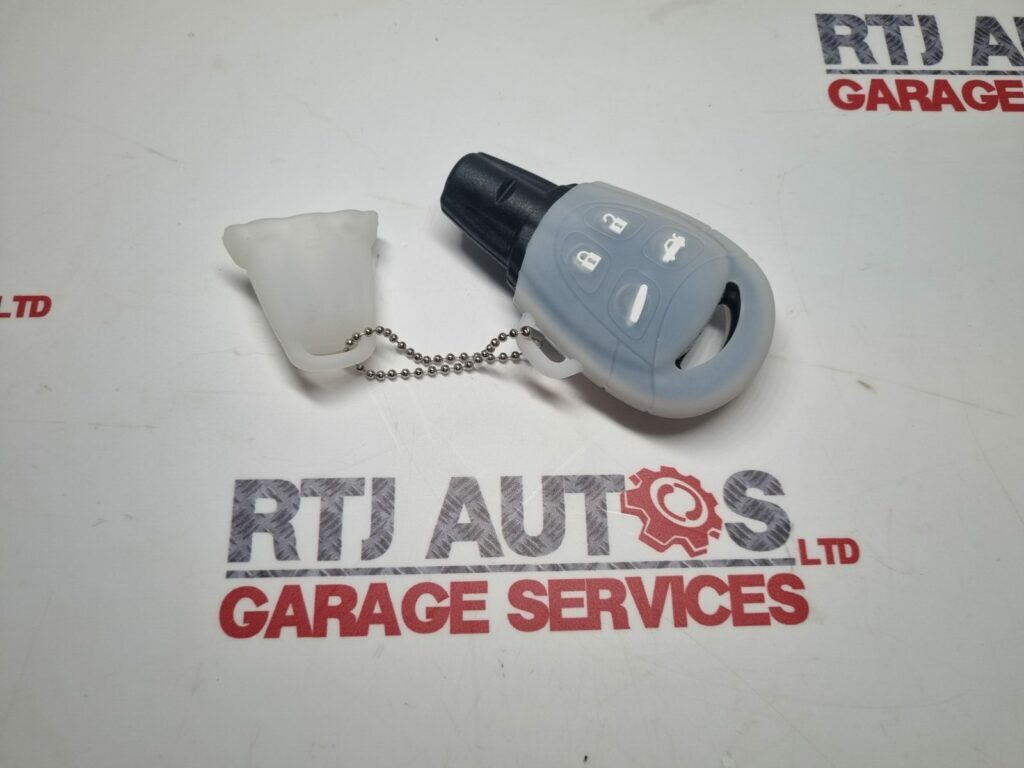 SAAB 9-3 93 Silicone Key Fob Case Cover 03-12.