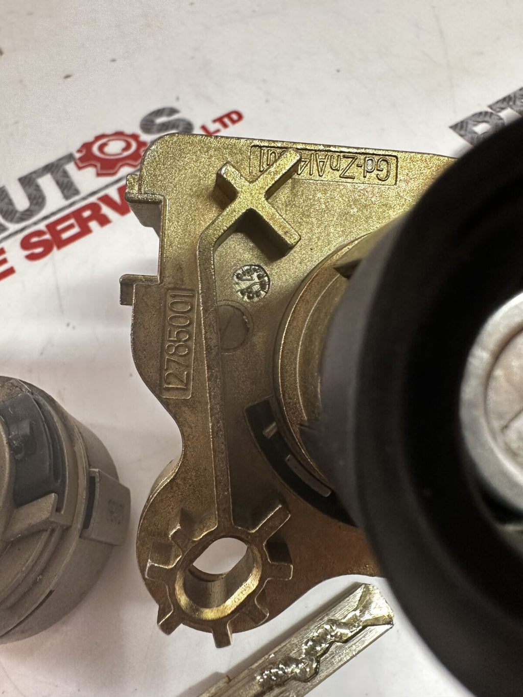 SAAB 93 9-3 (03-12) Tailgate Boot Lock with Key Blade 12785001