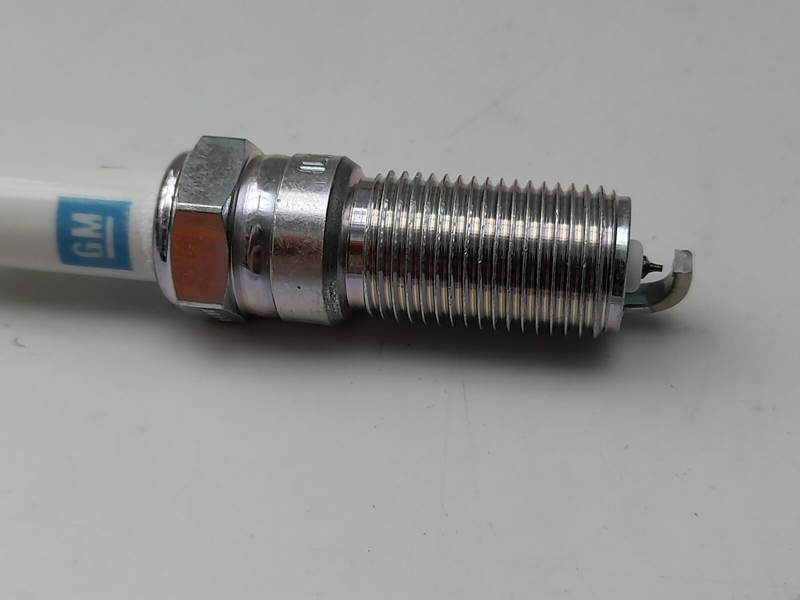 Genuine Saab 9-3 9-5 2.0L Petrol Turbo Spark Plugs (x4) 12620540