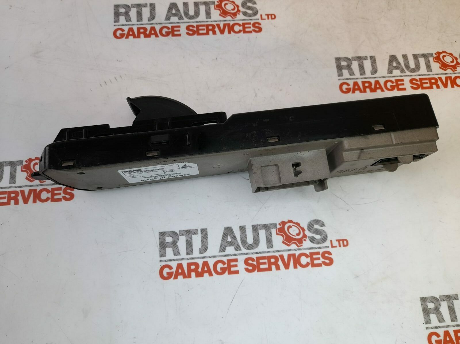 Saab 93 9-3 Passenger Nearside Front Switch Pack w/o Finger Protection 12772064