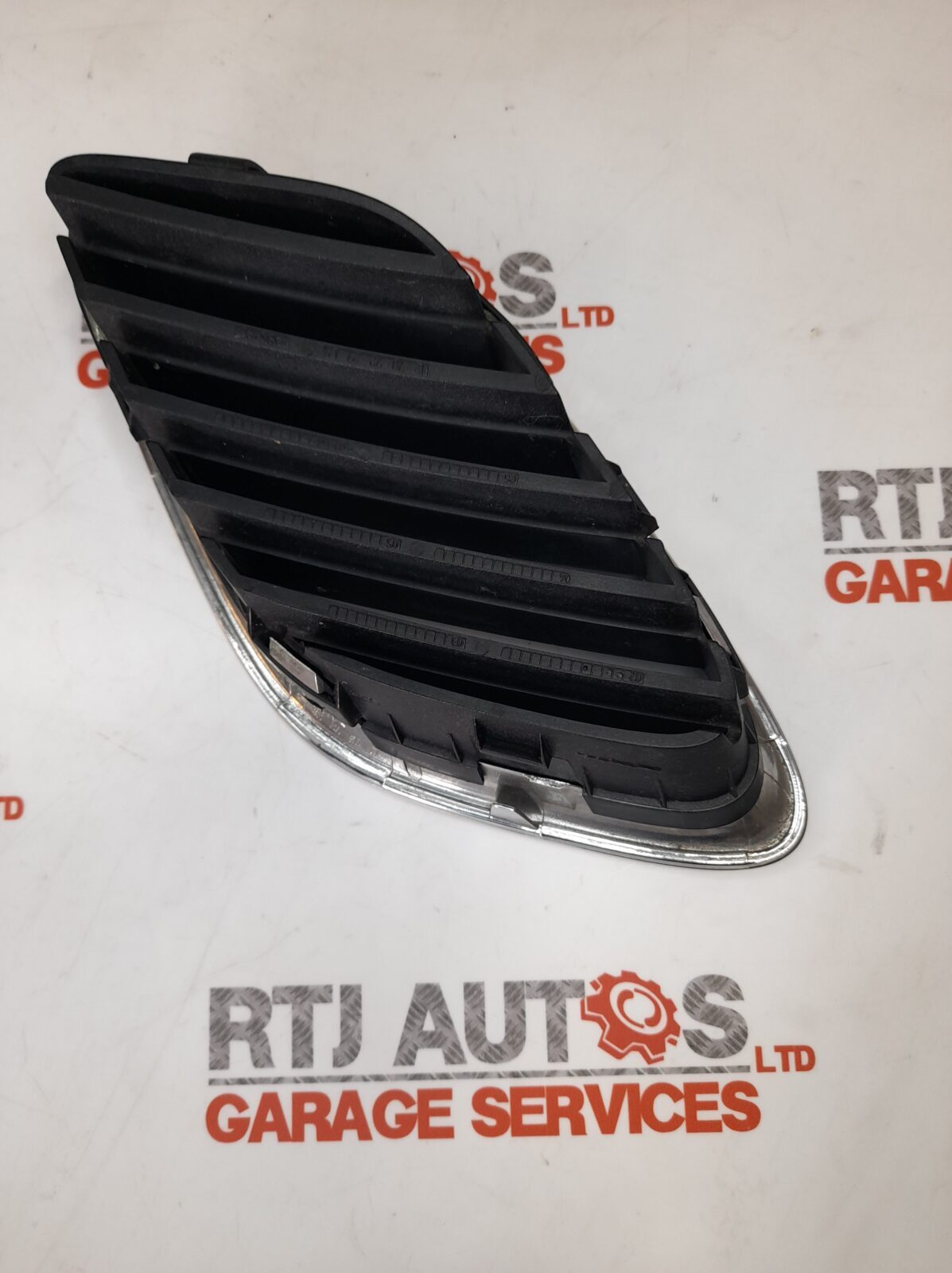SAAB 93 9-3 2003-2007 - Front Bumper Grille - 12787226 LH