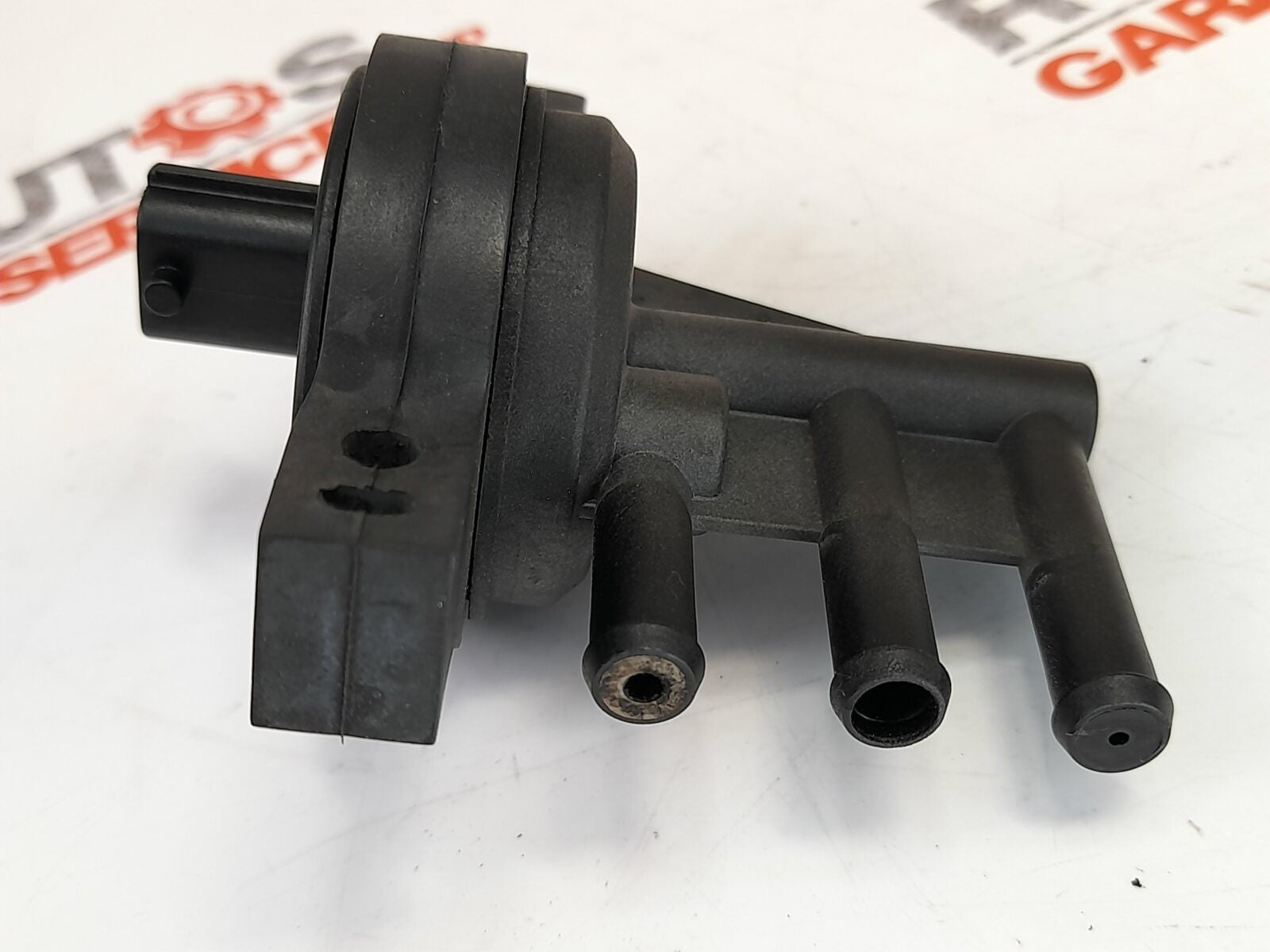 Saab 9-3 9-5 Turbocharger Boost Pressure Control Solenoid Valve 9175290 55557331