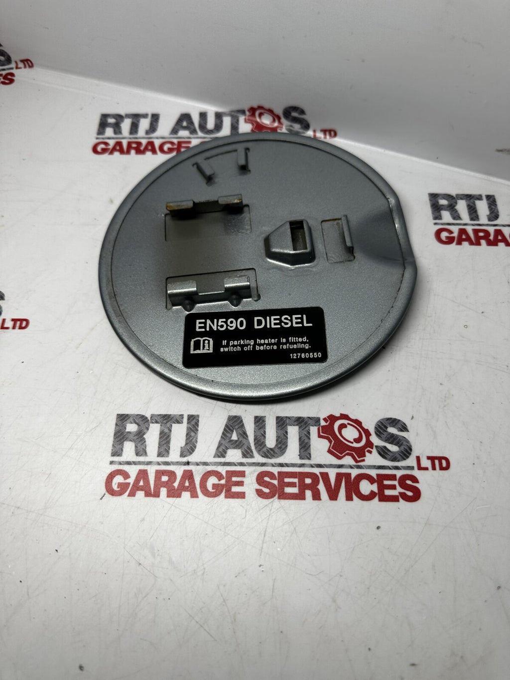 Saab 93 9-3 Fuel Flap Tank Hatch 12797737 12760550 12761984 313 Glacial Silve...