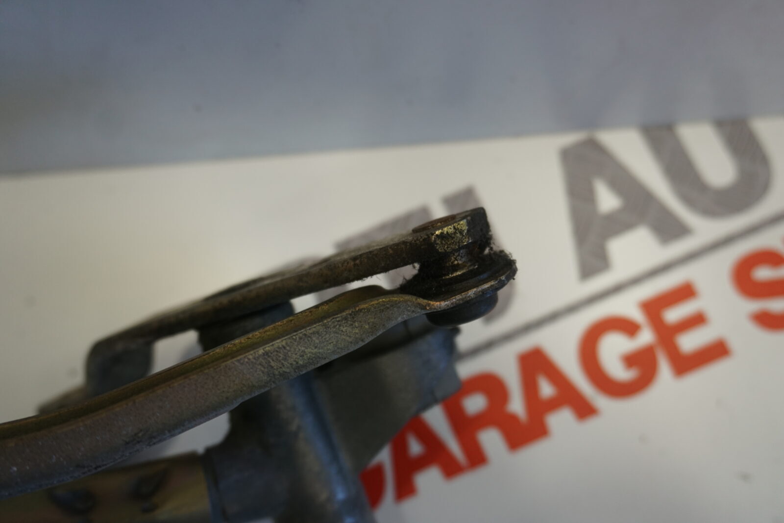 Saab 95 9-5 Estate 2006 front Window Wiper Motor 53550302